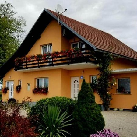 Apartmán House Jelena&Marija Rakovica Exteriér fotografie