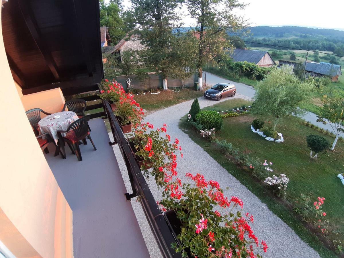 Apartmán House Jelena&Marija Rakovica Exteriér fotografie
