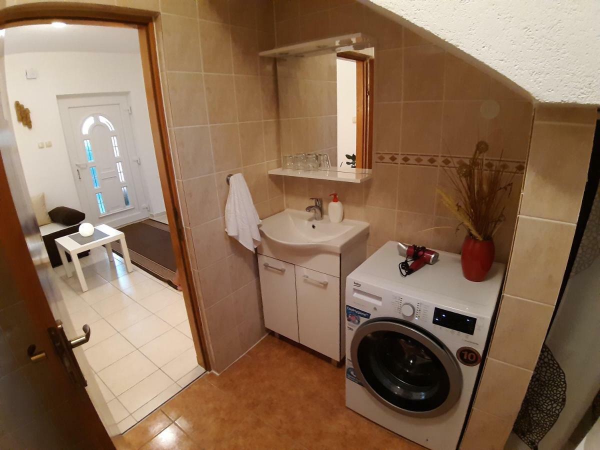 Apartmán House Jelena&Marija Rakovica Exteriér fotografie